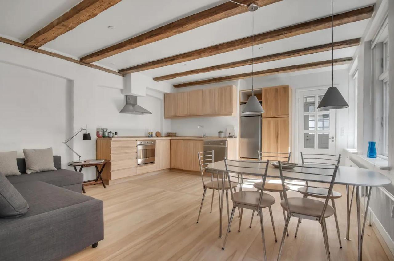 City With Cosy Backyard In Vibrant Area Apartamento Copenhaga